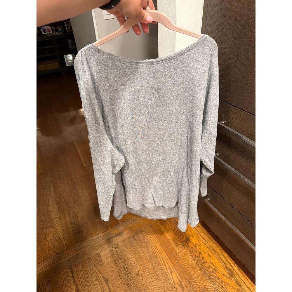 Lululemon Back In Action Long Sleeve Shirt
Heathered Core Light Grey 20
